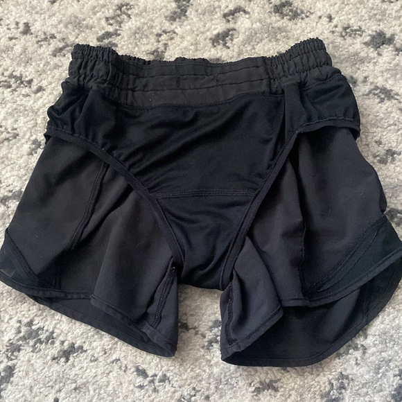 black lululemon hotty hots - Picture 4 of 4